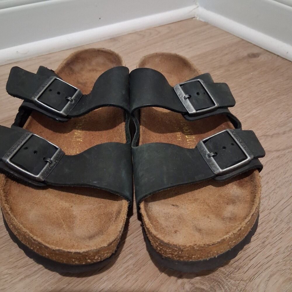 Birkenstock Arizona Women's Black Leather Slide Sandals 2-Strap Buckle US 9 - Picture 2 of 6